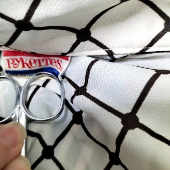 (974) Pykettes Vintage 70's Geometric Print Long Sleeve Button Down Top - Picture 6 of 7